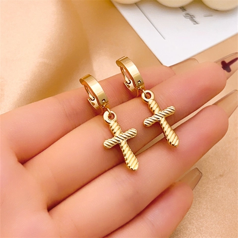 Orecchini a Cerchio con Croce in Acciaio Inossidabile per Donna Uomo Orecchini Huggie Placcati Oro con Ciondolo a Cuore Croce