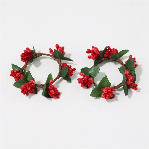 Rond De Serviette De Noël Baie Rouge Artificielle Feuille Verte Couronne De Bougie Pour Décor De Table Mariage Moderne
