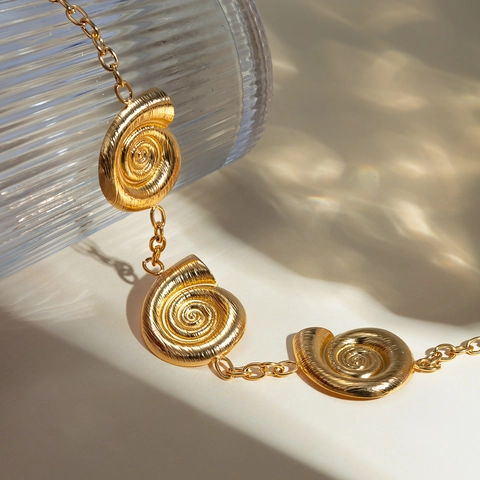 Collana Orecchini a Spirale in Acciaio Inossidabile Stile Ins Occidentale Gioielli a Spirale Galvanizzati in Oro Moda Individuale per Donna