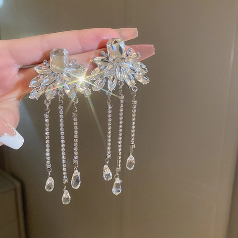Orecchini Pendenti Con Nappine A Fiore In Cristallo E Strass Con Perno In Argento Gioielli Per Feste Di Nozze Da Donna