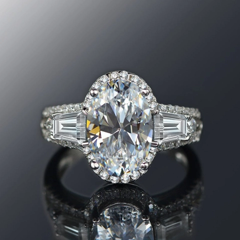 Elegant Luxury Oval Zircon Ring For Women Copper With Baguette Cut Side Stones Halo Design Fashion Jewelry Gift