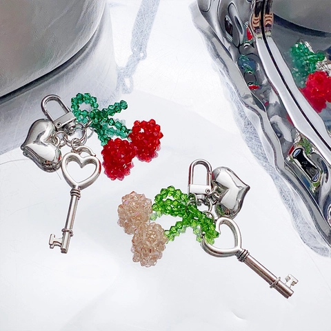 Cherry Heart Lock Keychain Beaded Crystal Alloy Handmade Woven Fruit Pendant Sweet Aesthetic Bag Charm Accessory For Women