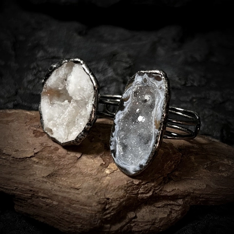 Vintage Handcrafted Natural Druzy Geode Crystal Agate Adjustable Open Ring For Women Men Electroplated Silver Statement Jewelry