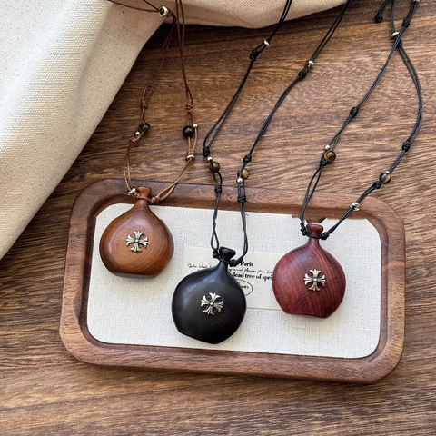 Collana Con Pendente In Legno Vintage Con Intarsio Di Croce In Lega Forma Di Zucca Stile Etnico Cordino Regolabile Per Donne Uomini