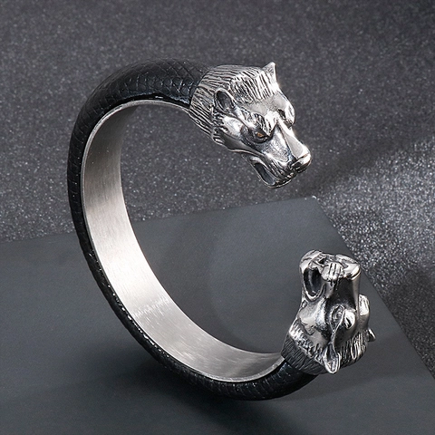Men Vintage Punk Double Wolf Head Open Bangle Stainless Steel And Genuine Leather Textured Bracelet Biker Jewelry