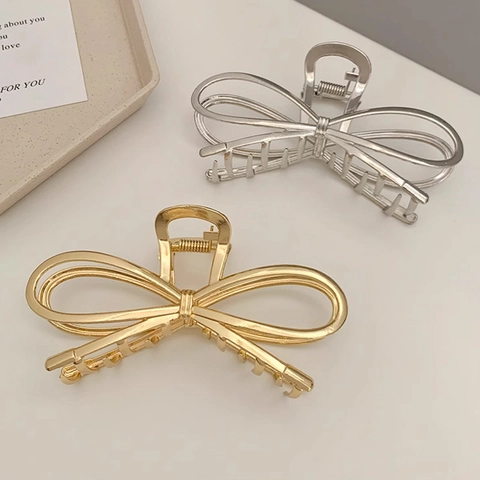 Large Metal Bowknot Hair Claw Clip Elegant Hollow Out Alloy Shark Clip Accessory For Women