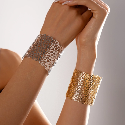 Breites Hohles Metall Manschettenarmband Für Damen Bohemian Filigran Geometrisch Offener Armreif Retro Statement Schmuck