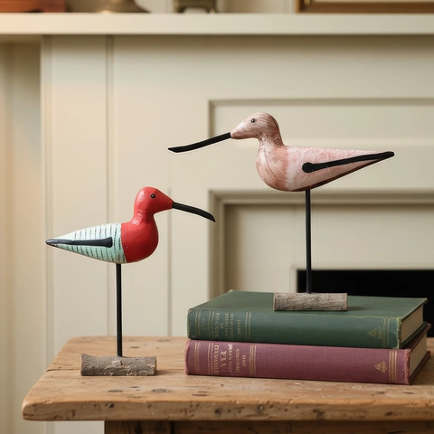 Hand Painted Wooden Bird Ornaments Vintage Nordic Desktop Decorations Metal Stand Rustic Wood Carvings Home Accents