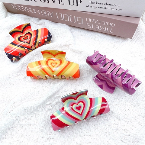 Heart Pattern Hair Claw Clip Acrylic Large Shark Hairpin Nonslip Styling Accessory For Women Girls Sweet Y2K Style