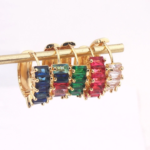 Eckige Zirkonia Huggie Hoop Ohrringe Vergoldet Kupfer Bunt Minimalistisch Modeschmuck Für Damen
