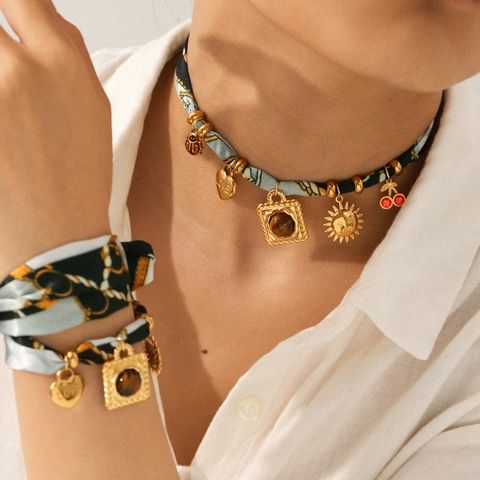 Collana Foulard In Acciaio Inossidabile Con Ciondoli Sole Cuore Coccinella Nastro In Tessuto Stampa Leopardata Gioielli Per Donna