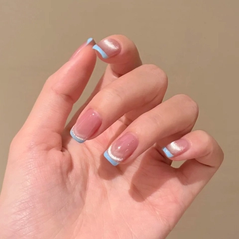 French Blue Edge Cat Eye Press On Nails Glossy Nude Pink Detachable Fake Nails For Women Fashion Summer Manicure Decoration