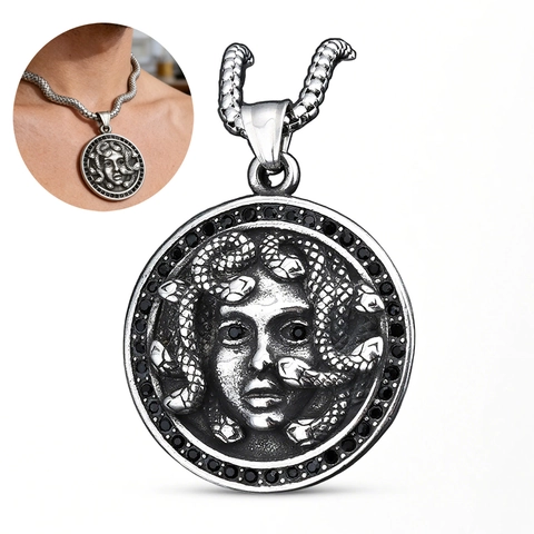 Collana Pendente Rilievo Medusa Acciaio Inossidabile Zirconia Nera Medaglione Rotondo Hip Hop Vintage Gotico Gioielli