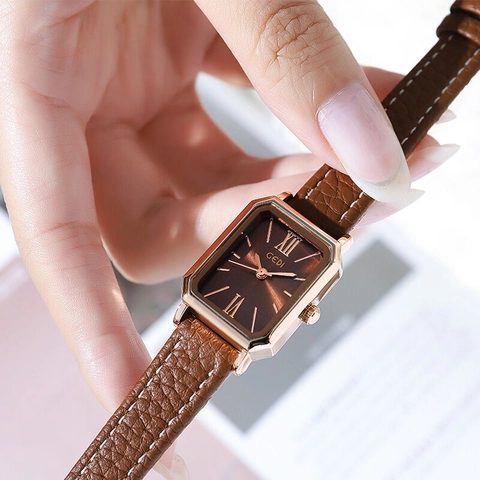 Montre À Quartz Pour Femme Boîtier Rectangulaire Or Rose Bracelet En Cuir Étanche Chiffres Romains Rétro Élégante