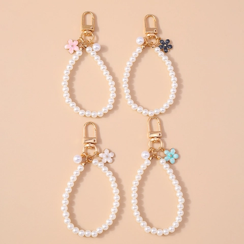 Llavero De Perlas Artificiales De Imitación Elegante Colgante De Flor De Resina Cierre De Aleación Oro Charm Para Bolso