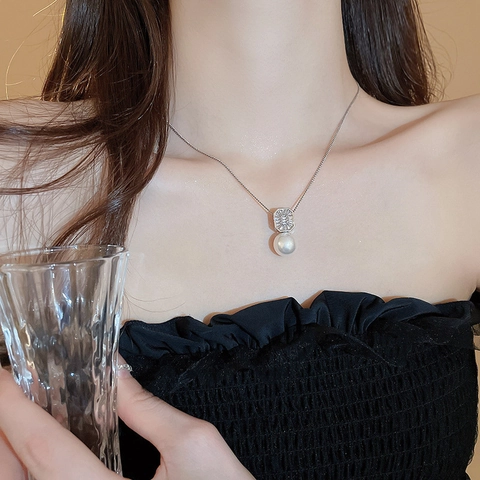 Collana Con Pendente Di Perla Artificial Elegante Con Zircone Quadrato Geometrico Catena Per Clavicola In Lega Gioielli Minimalisti Per Donne