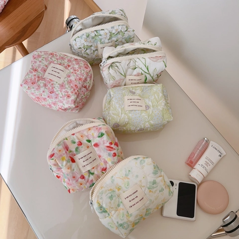 Trousse De Toilette En Coton Matelassé À Imprimé Fleuri Pochette De Maquillage Portable Organisateur De Voyage Style Doux Femmes