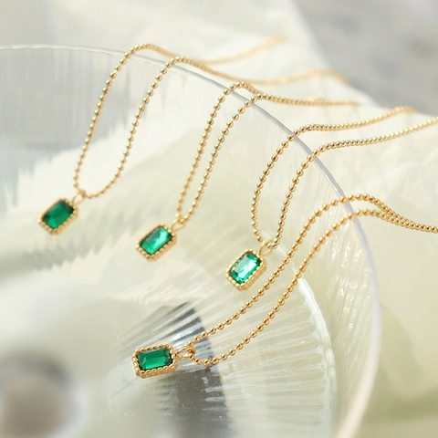 Collana Pendente Zircone Smeraldo Acciaio Titanio Placcato Oro 18K Micro Pavé Catena Sfere Gioielli Lusso Vintage