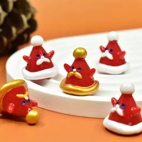Weihnachtsmützen Harz Charms DIY Flatback Cabochons Miniatur Figuren Für Bastelarbeiten Dekor Haarschmuck