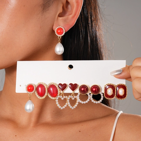 Pendientes De Corazón Geométricos Vintage Aleación Imitación Perla Artificial Resina Roja Diseño Con Poste De Plata Para Mujer
