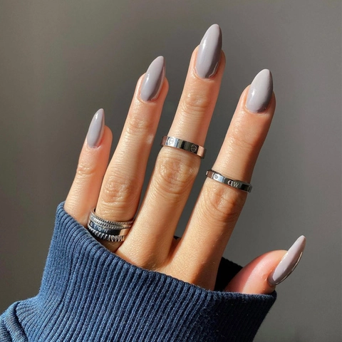 Glossy Grey Purple Almond Shape Press On Nails Minimalist Solid Color Artificial Fake Nails For Women Daily Manicure Elegant Fashion Nails