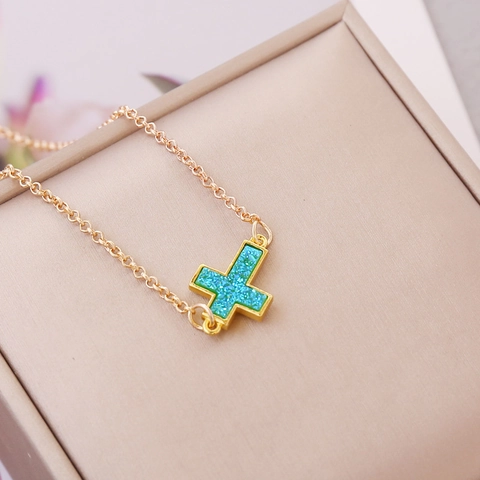 Collana Con Ciondolo A Croce Lega Glitter Colorati Lucido Placcato Oro Gotico Minimalista Stile INS Gioielli Di Moda Per Donna