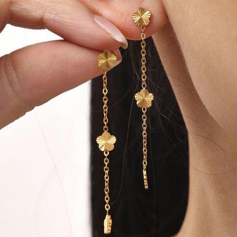 Fashion Stainless Steel Gold Plated Flower Jewelry Necklace And Tassel Earrings Small Daisy Pendant Clavicle For Women