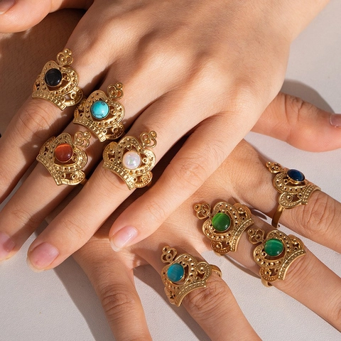 Retro Elegant Crown Ring For Women Made Of Stainless Steel With Colorful Synthetic Gemstones Adjustable Open Design