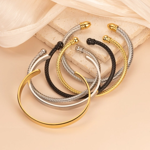 Bracciale A Polsino In Acciaio Inossidabile Aperto Cavo Intrecciato Liscio Geometrico Punk Gioielli Di Moda Uomo Donna
