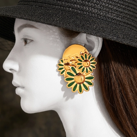 Vintage 18 Karat Vergoldet Titanstahl Gänseblümchen Ohrstecker Blumig Öltropfen Ohrringe Für Damen Temperament Schmuck