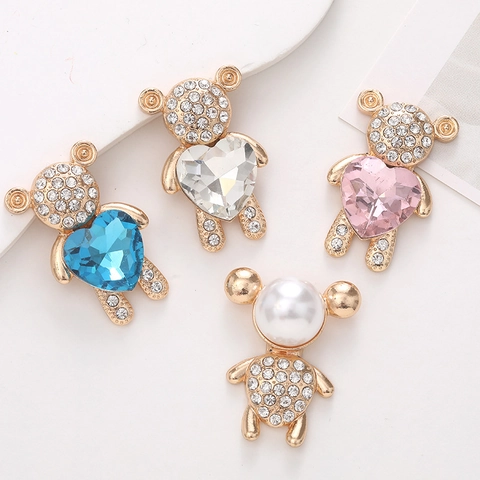 Graziosi Ciondoli a Orso in Lega con Strass a Cuore e Perle Artificiali Accessori Fai da Te per Scarpe e Cover Cellulare