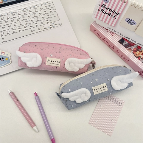 Trousse À Crayons Étoiles Avec Ailes En Peluche Grande Capacité Sac À Papeterie En Polyester Pour Étudiants