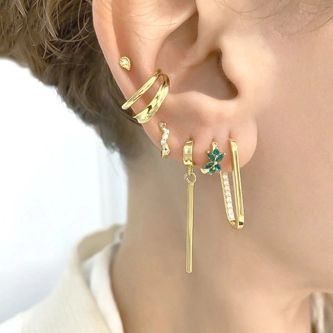 Orecchini A Cerchio Huggie Geometrici Con 925 Sterling Silver Earring Post Micro Pavé Di Zircone Colorato Gioielli In Rame