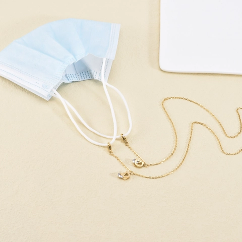 Titanium Steel Anti-Lost Mask Chain Glasses Lanyard For Women Letter D Rhinestone Butterfly Fashion Accessory