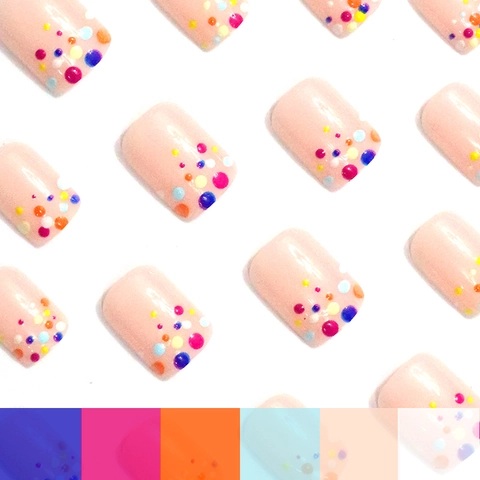Faux Ongles À Pois Colorés Courts Carrés Base Rose Nude Brillante Style Français Décoration De Manucure À La Mode
