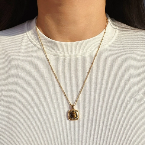 Collana Vintage in Ottone Placcato Oro per Donna Pendente Quadrato in Occhio di Tigre Retrò Catena a Sfere Geometrica Gioielli