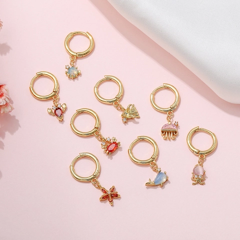 Ocean Series 18K Gold Plated Copper Hoop Earrings For Women Cartoon Crab Seahorse Whale Starfish Rhinestone Pendant Drop Earrings Jewelry Gift