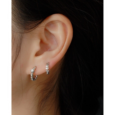 Twisted Huggie Hoop Earrings 925 Sterling Silver Square Zirconia Minimalist Light Luxury Elegant Jewelry For Women
