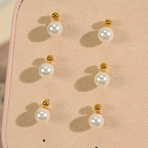 Boucles D Oreilles Künstliche Perles Acier Inoxydable Plaqué Or Künstliche Perles Blanches Style Français Minimaliste Bijoux Élégants Pour Femmes