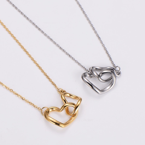 Collar Con Colgante De Doble Corazón Entrelazado Acero Inoxidable 316L Chapado En Oro De 18K Pulido Joyería Para Mujeres