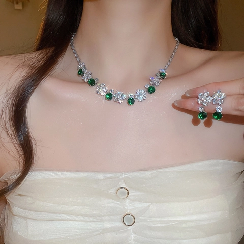 Elegante Joyas De Collar Y Pendientes De Flores Cobre Con Circonita Estilo Palacio Lujo Para Mujer