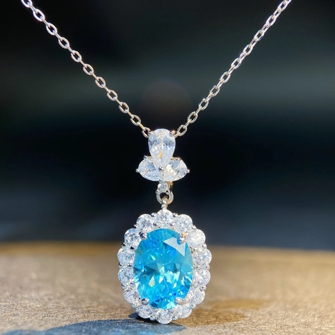 Luxury 925 Sterling Silver Oval Pendant Necklace For Women Elegant Rhinestone Inlaid Large Gemstone Jewelry For Wedding Banquet