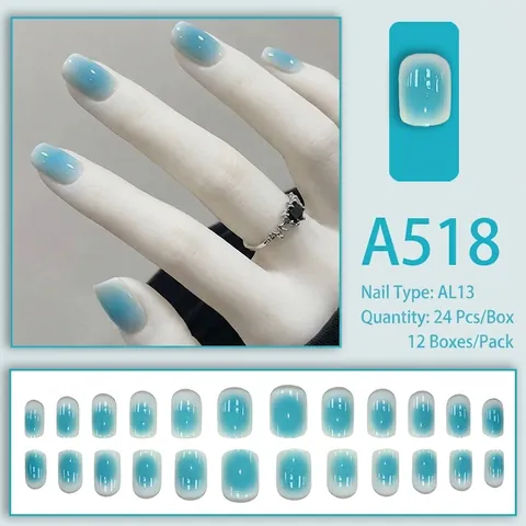 Blue White Ombre Press On Nails Plastic Short Round Gradient Fake Nails Minimalist Fresh Style Manicure