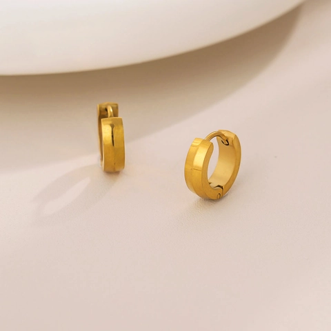 Orecchini A Cerchio Minimalisti In Acciaio Inossidabile Placcato Oro 18K Bordo Smussato Gioielli Geometrici Per Uomo Donna