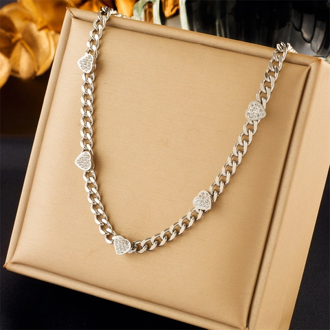 Titanium Steel Heart Pendant Necklace Rhinestone Inlaid Cuban Chain Fashion Jewelry For Women