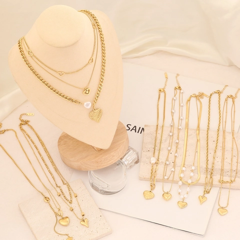 Collana Con Pendente A Cuore In Acciaio Inossidabile Placcato Oro Multistrato Elegante Di Tendenza Gioielli Con Künstliche Perle Da Donna