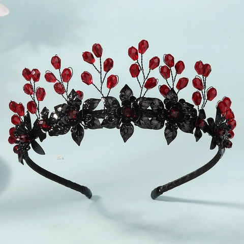 Gotisches Halloween Stirnband Krone Schwarze Metallblume Rote Acrylkristall Handgefertigte Dunkle Art Haarschmuck Für Frauen