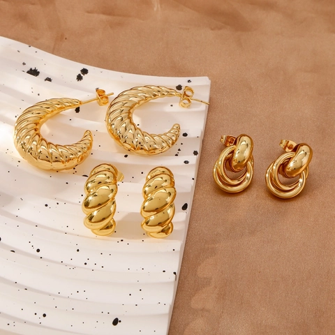 Orecchini a Cerchio in Rame Geometrici di Moda per Donna Minimalista a Forma di C Intrecciata Placcati Oro Gioielli