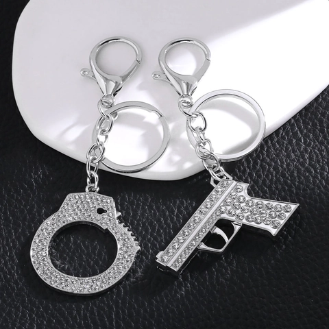 Portachiavi Hip Hop Lega Strass Pistola Manette Ciondolo Moda Unica Anello Chiave Auto Ornamento Da Appendere Borsa