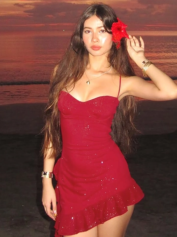 Mini Robe Rouge À Paillettes Fines Bretelles Ourlet À Volants Coupe Ajustée Sexy Fête Boîte De Nuit Cocktail Sans Manches